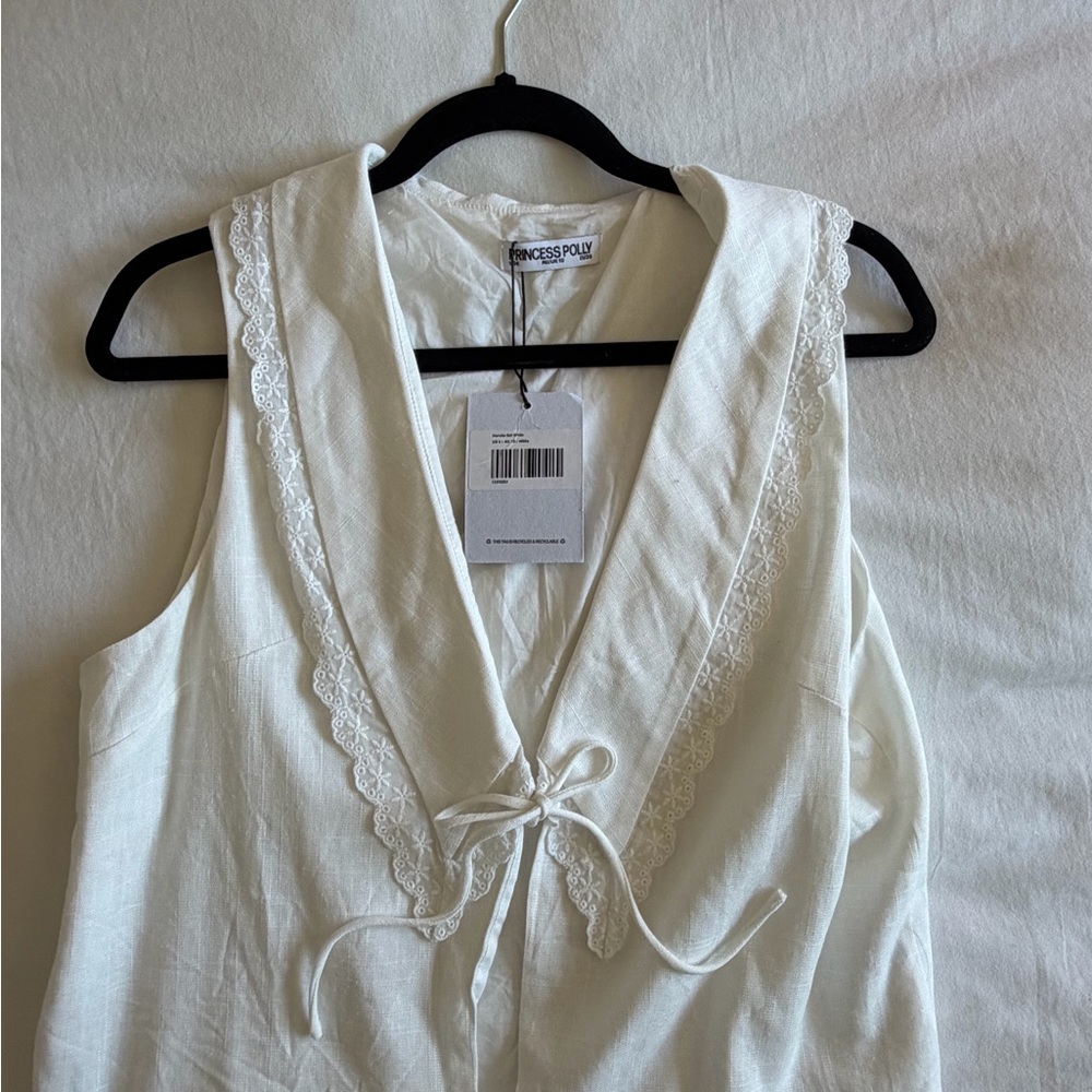 Princess Polly Ivory Lace-Trim Tie Front Tank